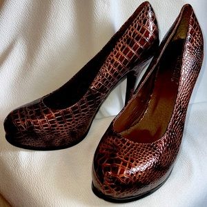 Wet Seal Womens High Heels Size 9